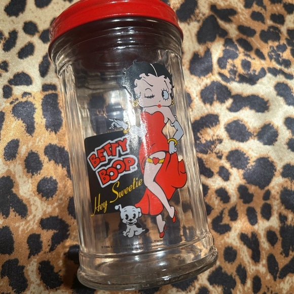 NWT Vintage 1999 Betty Boop Sugar Shaker - Picture 5 of 7